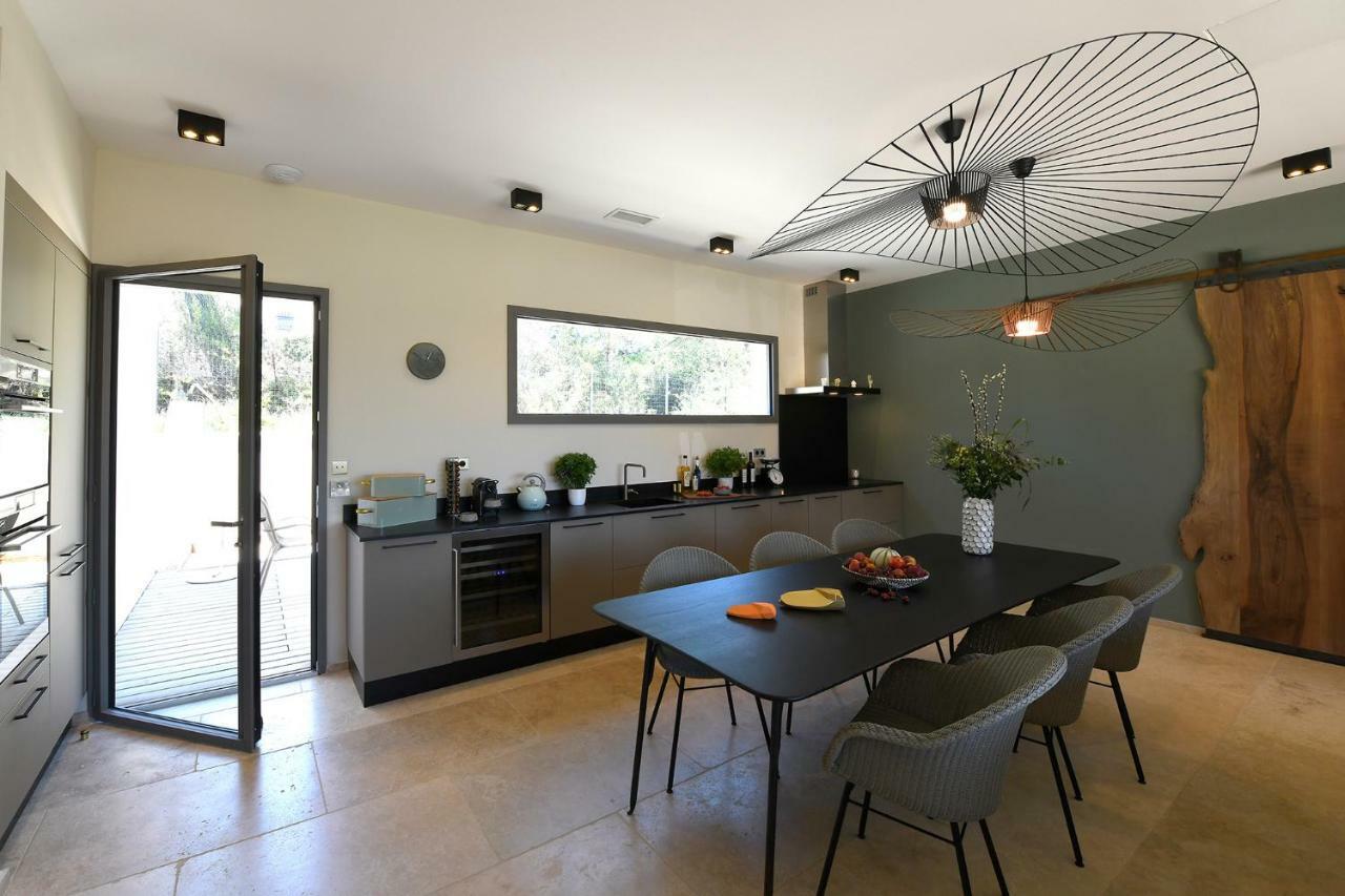 Les Loges En Provence "Villa Garrigue" فينوف ليز أفيجْنْ المظهر الخارجي الصورة
